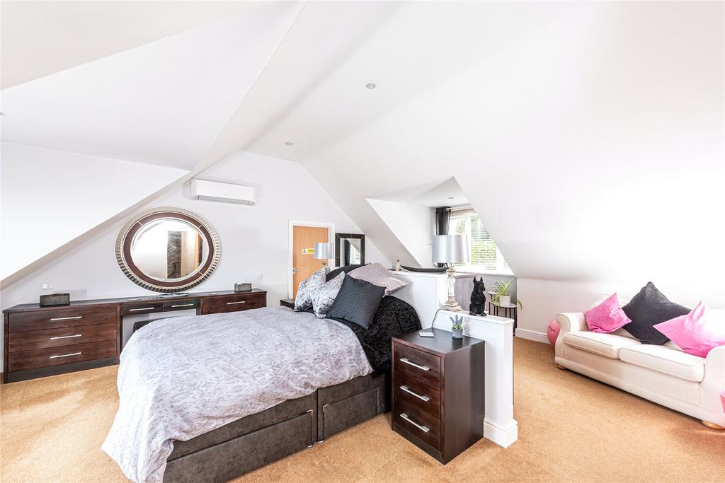 Principal Bedroom