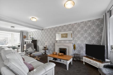 undefined, Saddlers Close, Huntington, York