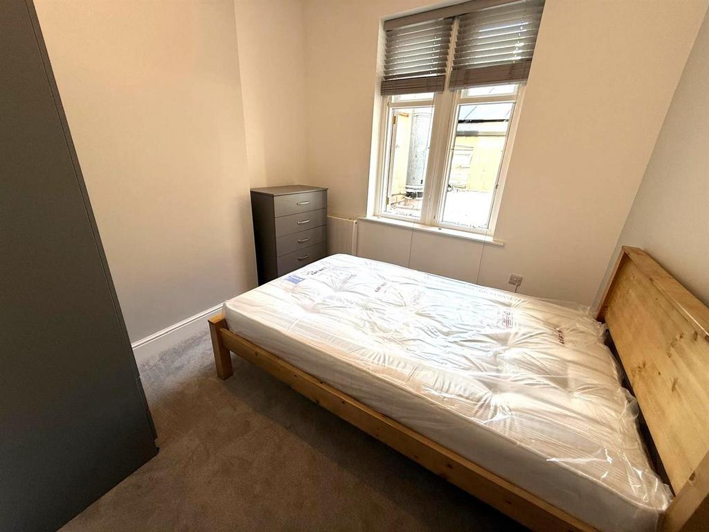Bedroom 3.jpg