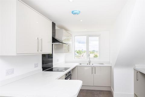 undefined, Broadway, Bournemouth BH6