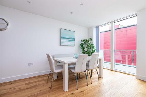 2 bedroom flat to rent, Christchurch Road, Bournemouth BH1