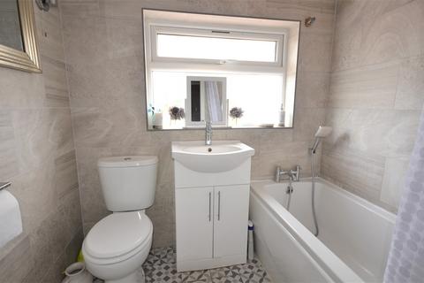 undefined, Hetherington Close, Slough, SL2