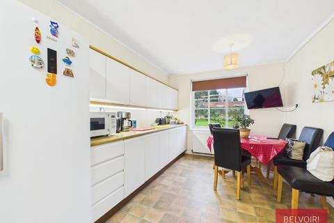 undefined, Powell Road, Wrexham, LL12