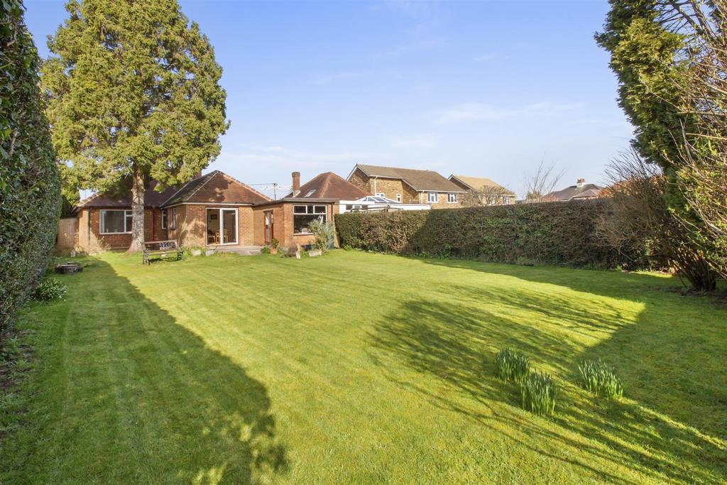 29 Green Street, HP15 7 RA-10.jpg
