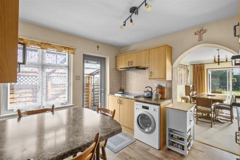 undefined, 29 Green Street, Hazlemere HP15