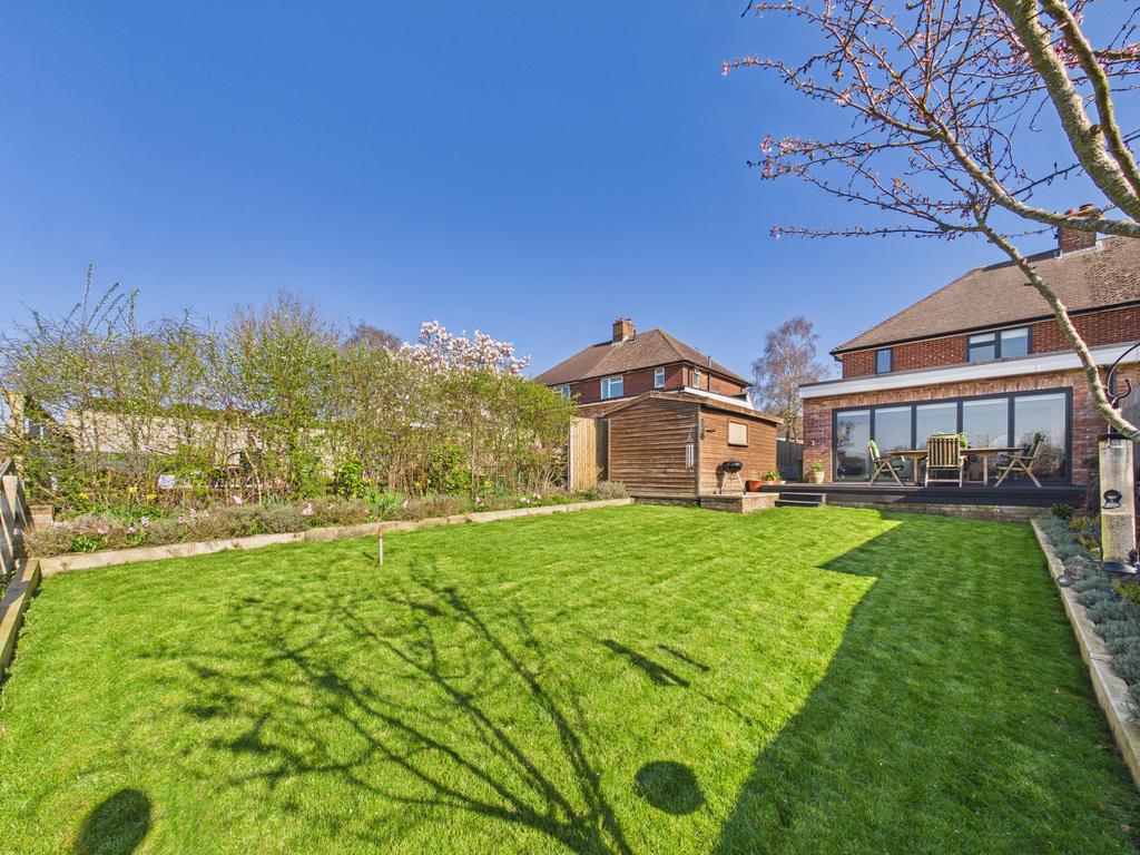 Cam01354 g0 pr0690 still006