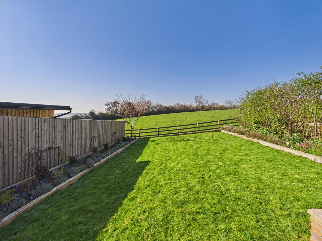 Cam01354 g0 pr0690 still010