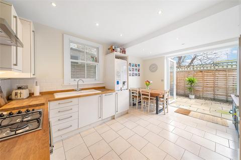 2 bedroom flat for sale, Denton Street, Wandsworth, London, SW18