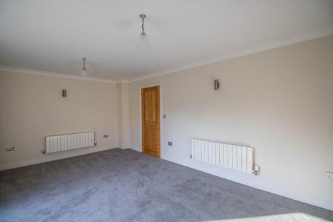 undefined, High Street, Girton