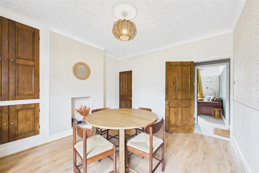 CAM04235 G0-PR0153-STILL003.jpg