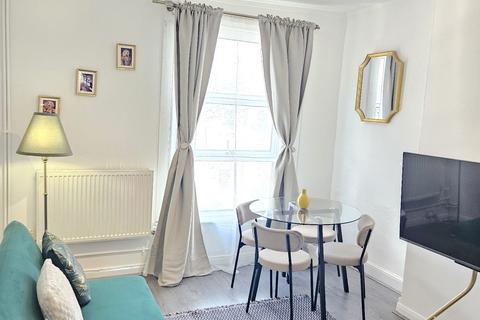 1 bedroom flat to rent, Camden Road, London NW1