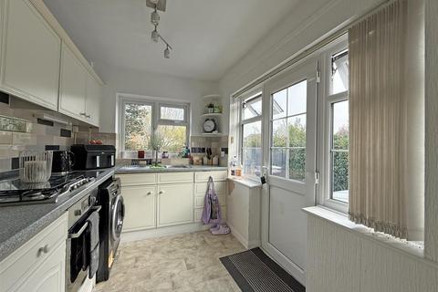 3 bedroom end of terrace house for sale, Whitchurch Road, Shrewsbury