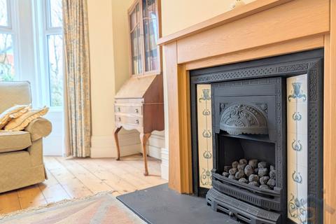 4 bedroom semi-detached house for sale, Blundell Avenue, Southport, PR8 4TA