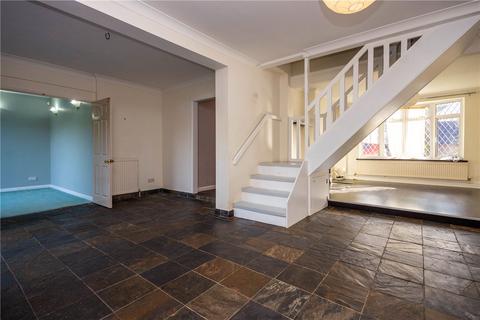 undefined, Woodside Road, Lower Woodside, Luton, LU1