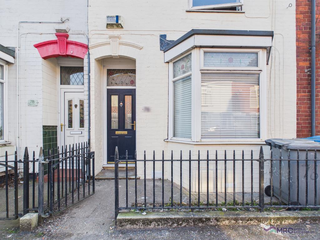 2-Bedroom Terraced Property with Additional Loft