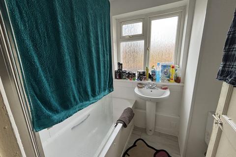 undefined, 1, Netherton L30