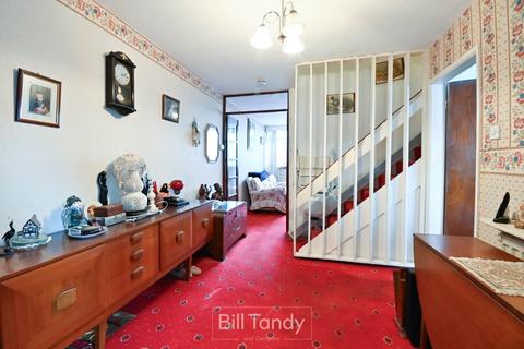 3 bedroom semi-detached house for sale, Ferndale Road, Lichfield, WS13