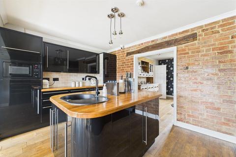 undefined, Shurdington Road, Brockworth