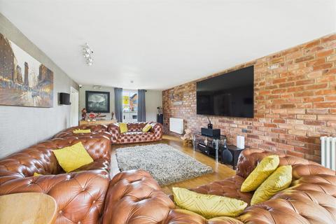 undefined, Shurdington Road, Brockworth