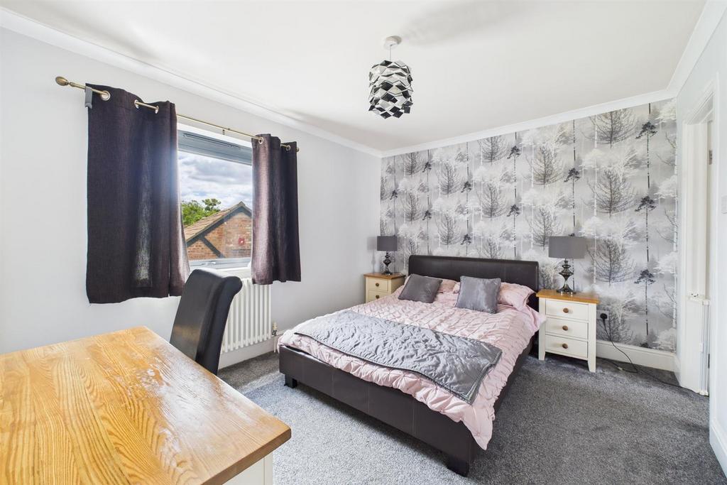 CAM02256 G0-PR0372-STILL026.jpg