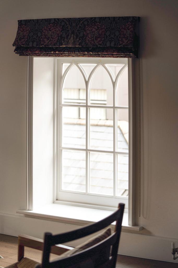 332200 - edit window.jpg