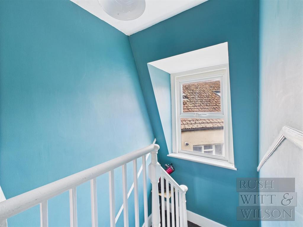 CAM03417 G0-PR0804-STILL005.jpg