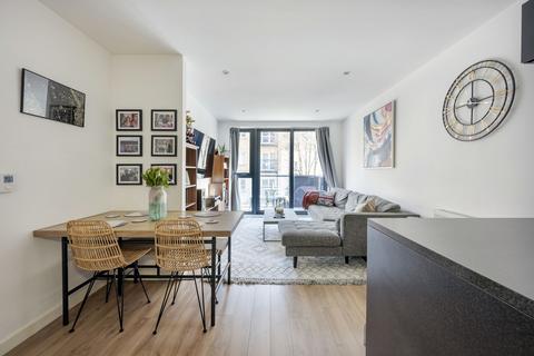 2 bedroom apartment for sale, Graciosa Court, Harford Street, London, E1