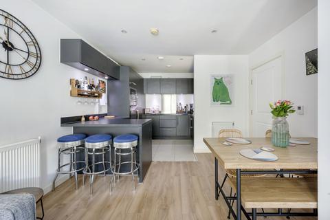 2 bedroom apartment for sale, Graciosa Court, Harford Street, London, E1