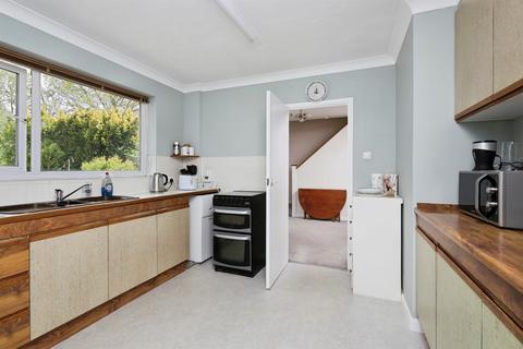 4 bedroom bungalow for sale, The Drive, Hailsham