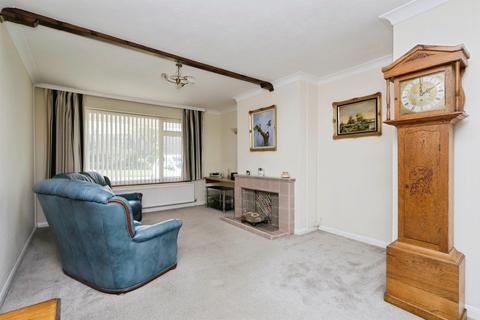 4 bedroom bungalow for sale, The Drive, Hailsham