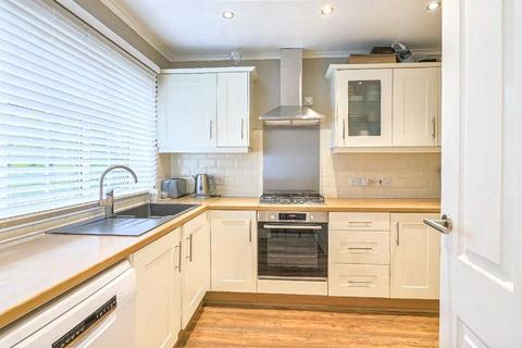 2 bedroom detached house for sale, Albany Court, Pontefract, West Yorkshire, WF8 3QE