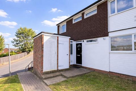 2 bedroom maisonette to rent, Valley Road, Codicote, Hitchin, SG4