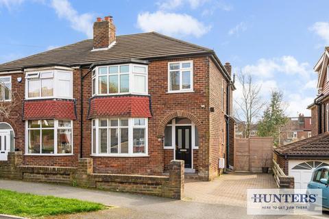 4 bedroom semi-detached house for sale, Spennithorne Drive, Leeds