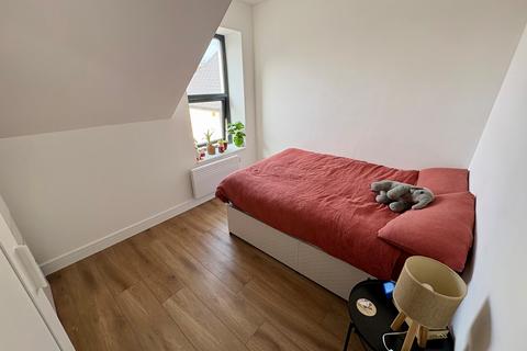 undefined, Ninian Road, Cardiff, CF23