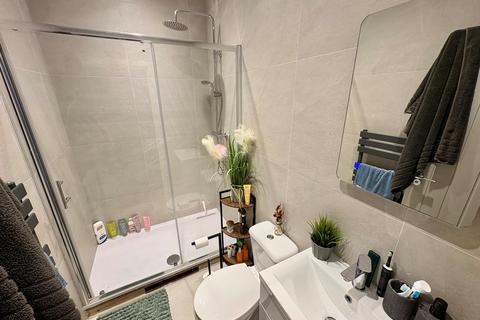 undefined, Ninian Road, Cardiff, CF23