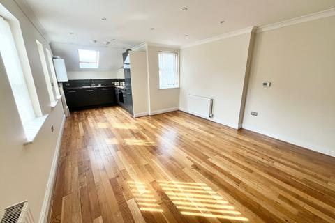 1 bedroom flat to rent, Station Road, Poole, BH14