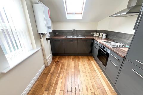 1 bedroom flat to rent, Station Road, Poole, BH14