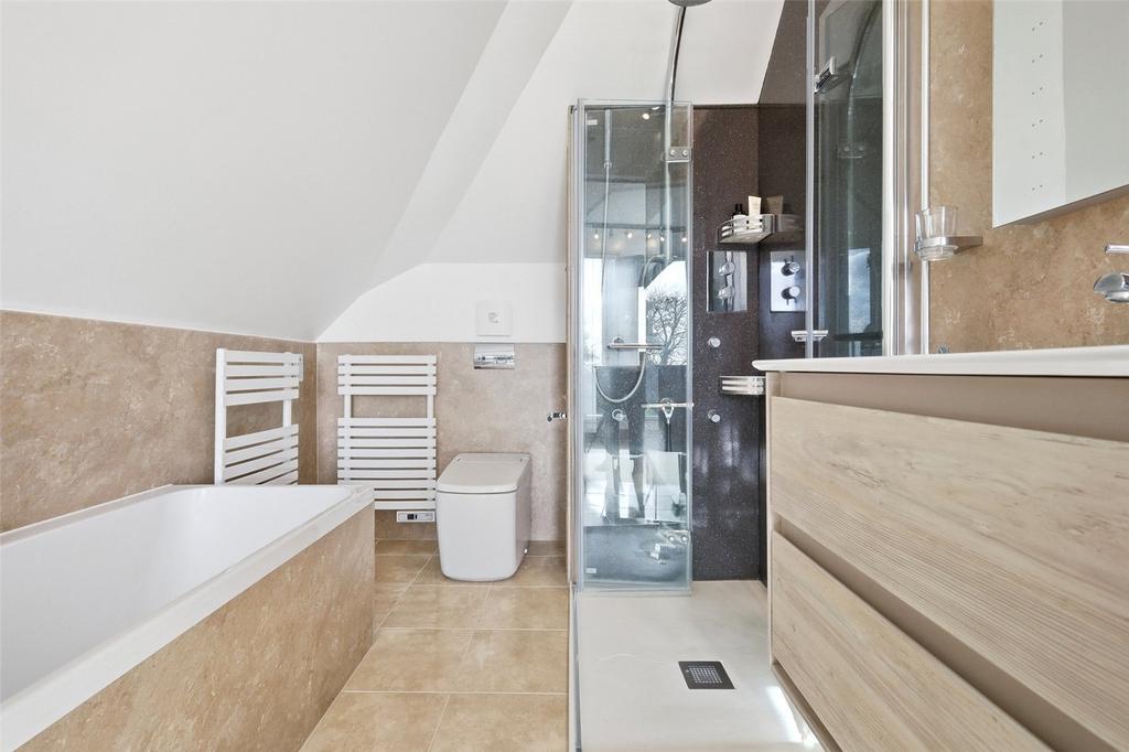 Ensuite