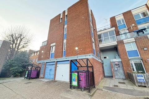 undefined, Roman Road, LONDON, E3