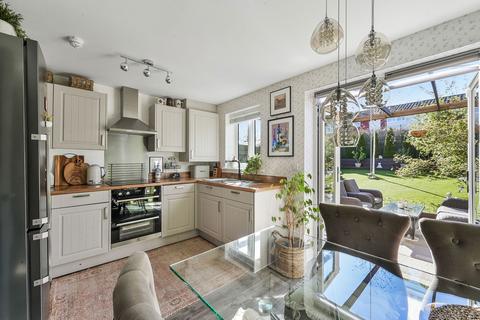 undefined, Belhouse Avenue, Aveley RM15