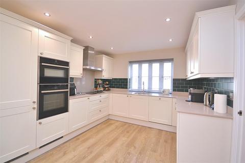 3 bedroom detached house for sale, Artisan Drive, Charminster, Dorchester