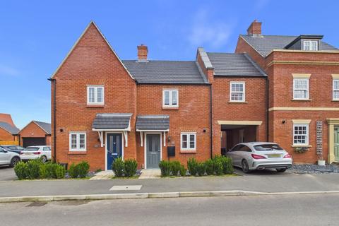 2 bedroom terraced house for sale, Hexham Street, Towcester, NN12