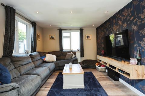 undefined, Court Lane, Hadlow, Tonbridge, Kent, TN11