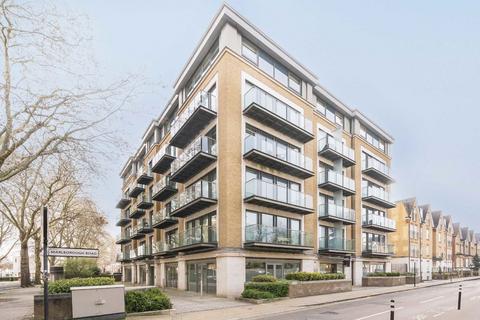 2 bedroom flat for sale, Marlborough Road, London W4