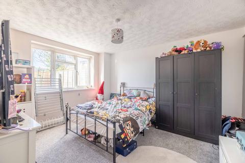 2 bedroom maisonette for sale, St Davids Close, Iver Heath SL0