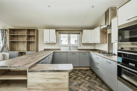 undefined, Manor Farm, Church Laneham, Retford