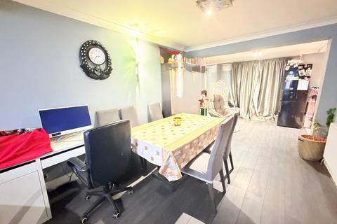 3 bedroom semi-detached house for sale, Mountbel Road, Stanmore HA7