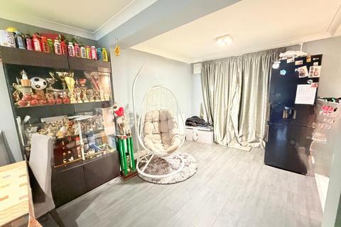 3 bedroom semi-detached house for sale, Mountbel Road, Stanmore HA7