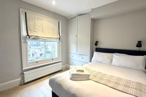 1 bedroom flat to rent, Loftus Road