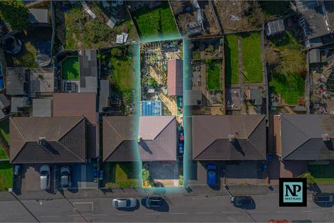 undefined, Canning Road, Tamworth, B77